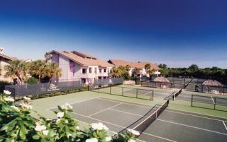 Hotel Colony Beach & Tennis Resort