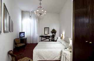 Hotel Columbia