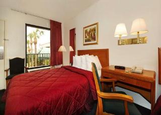 Hotel Comfort Inn