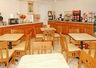 Hotel Comfort Inn