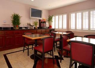 Hotel Comfort Inn