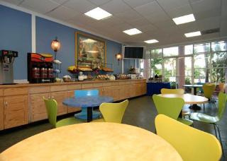 Hotel Comfort Inn