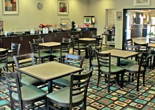Hotel Comfort Inn Airport