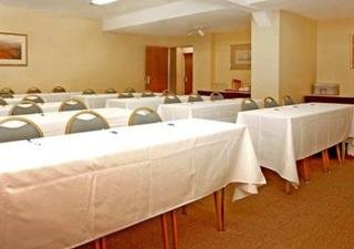 Hotel Comfort Inn Airport