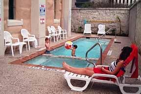 Hotel Comfort Inn Alamo-riverwalk Historic