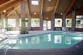 Hotel Comfort Inn-brooks