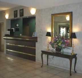 Hotel Comfort Inn-butler