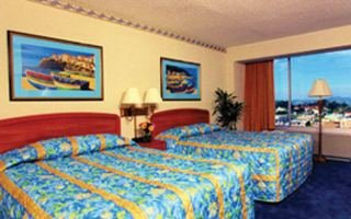 Hotel Comfort Inn By The Bay