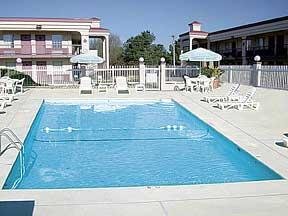 Hotel Comfort Inn-calhoun