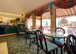 Hotel Comfort Inn East