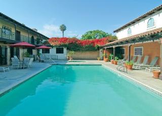 Hotel Comfort Inn Near Channel Islands