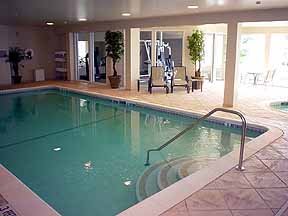 Hotel Comfort Inn & Suites