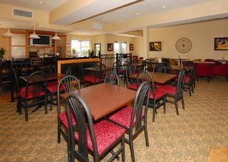 Hotel Comfort Inn & Suites
