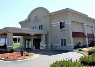 Hotel Comfort Inn & Suites