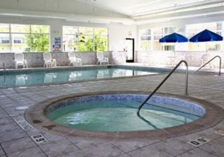 Hotel Comfort Inn & Suites