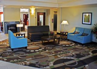 Hotel Comfort Inn & Suites