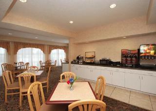 Hotel Comfort Inn & Suites