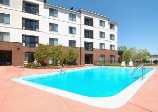 Hotel Comfort Inn & Suites