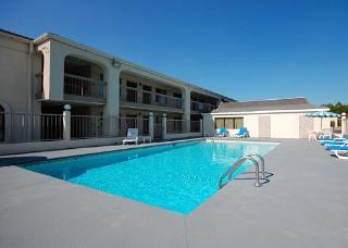 Hotel Comfort Inn & Suites