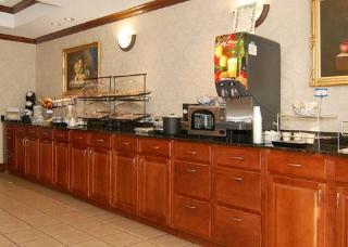 Hotel Comfort Inn & Suites