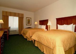 Hotel Comfort Inn & Suites