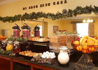 Hotel Comfort Inn & Suites