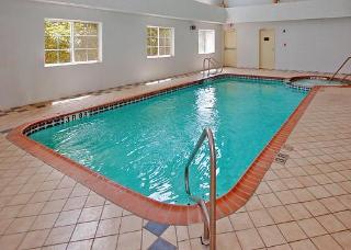 Hotel Comfort Inn & Suites