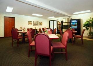 Hotel Comfort Inn & Suites