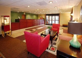 Hotel Comfort Inn & Suites