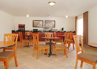 Hotel Comfort Inn & Suites