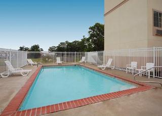 Hotel Comfort Inn & Suites
