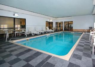 Hotel Comfort Inn & Suites