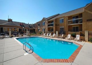 Hotel Comfort Inn & Suites