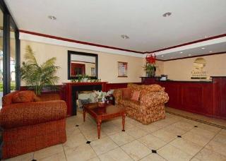 Hotel Comfort Inn & Suites
