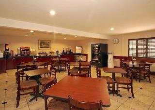 Hotel Comfort Inn & Suites