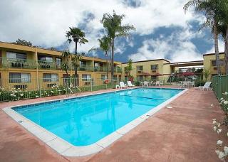 Hotel Comfort Inn & Suites