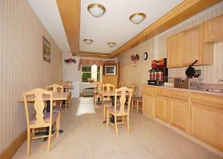 Hotel Comfort Inn & Suites