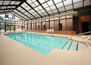 Hotel Comfort Inn & Suites