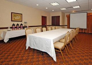 Hotel Comfort Inn & Suites