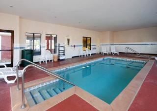 Hotel Comfort Inn & Suites
