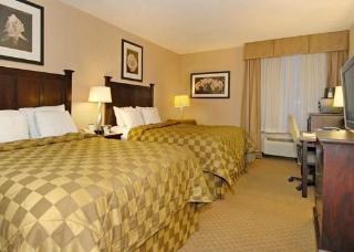 Hotel Comfort Inn & Suites
