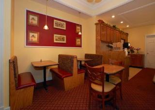 Hotel Comfort Inn & Suites
