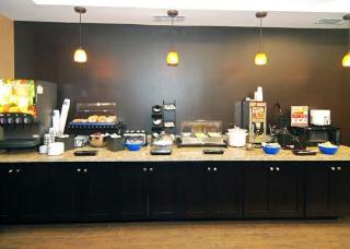 Hotel Comfort Inn & Suites