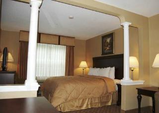 Hotel Comfort Inn & Suites