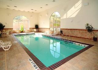 Hotel Comfort Inn & Suites