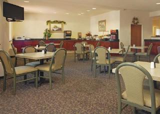 Hotel Comfort Inn & Suites