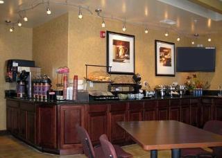 Hotel Comfort Inn & Suites