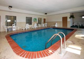 Hotel Comfort Inn & Suites