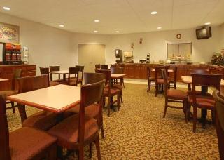 Hotel Comfort Inn & Suites