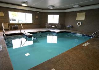 Hotel Comfort Inn & Suites